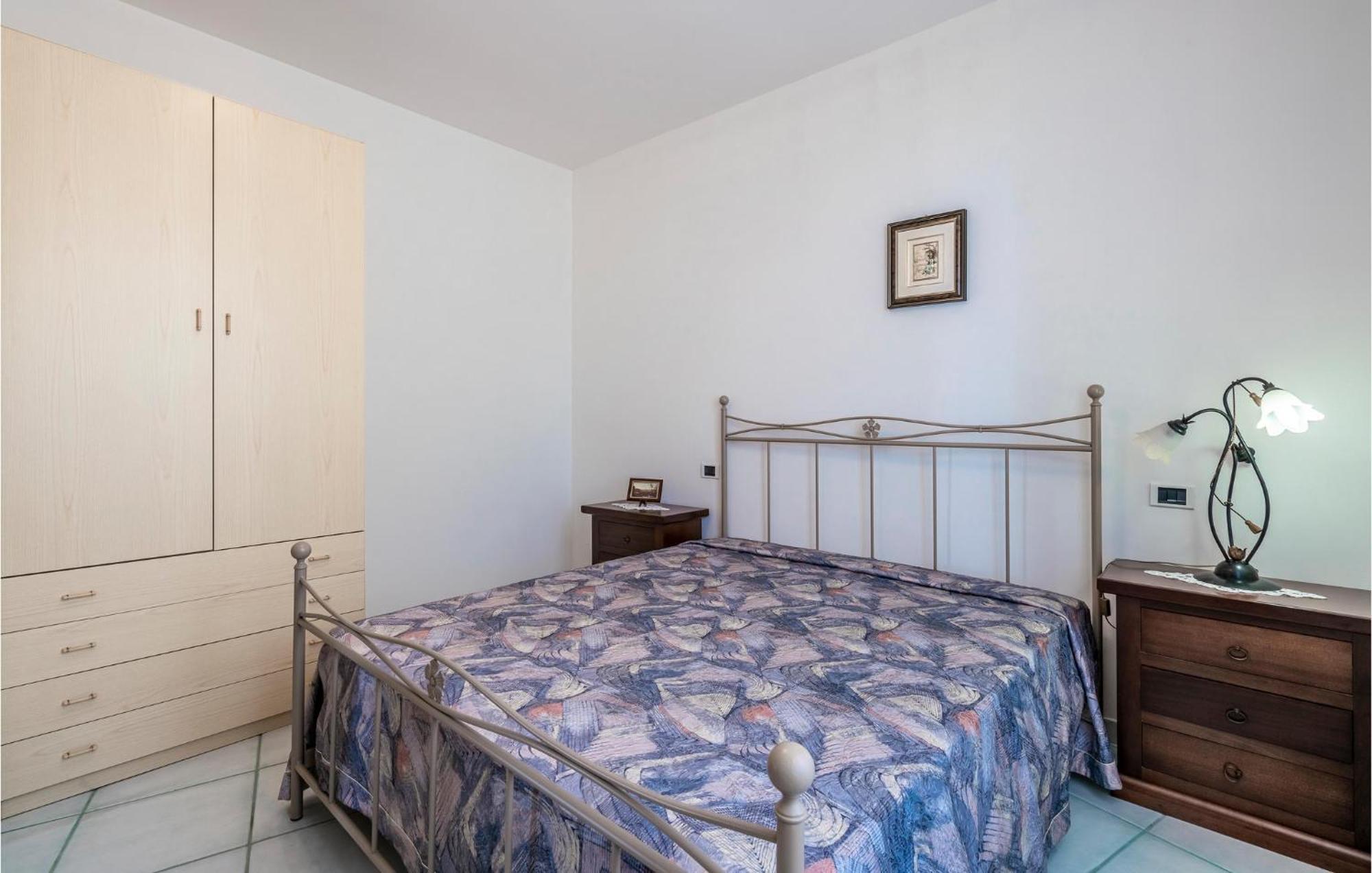 Nice Home In Belsito With Wifi Montepagano Екстериор снимка