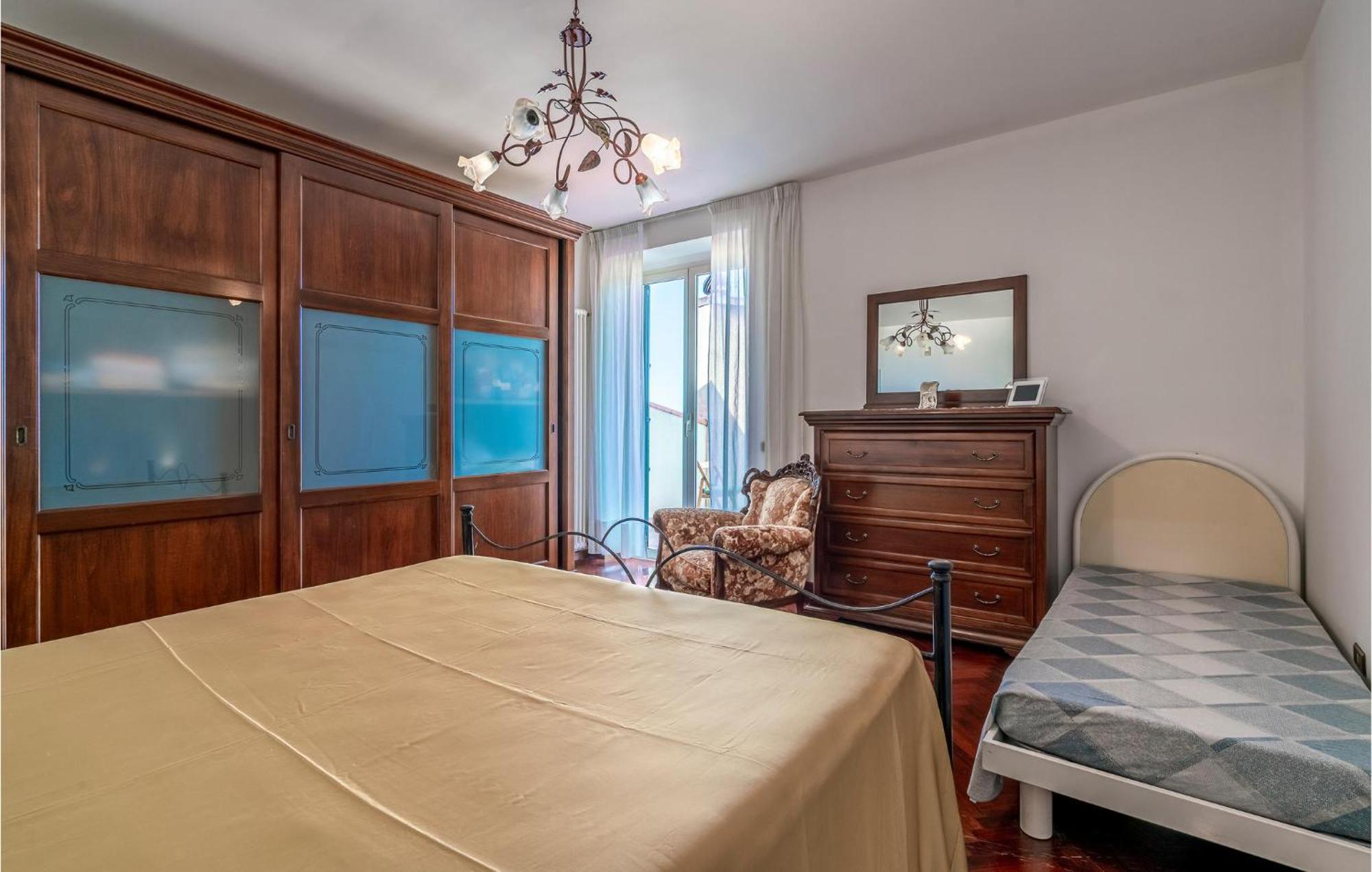 Nice Home In Belsito With Wifi Montepagano Екстериор снимка