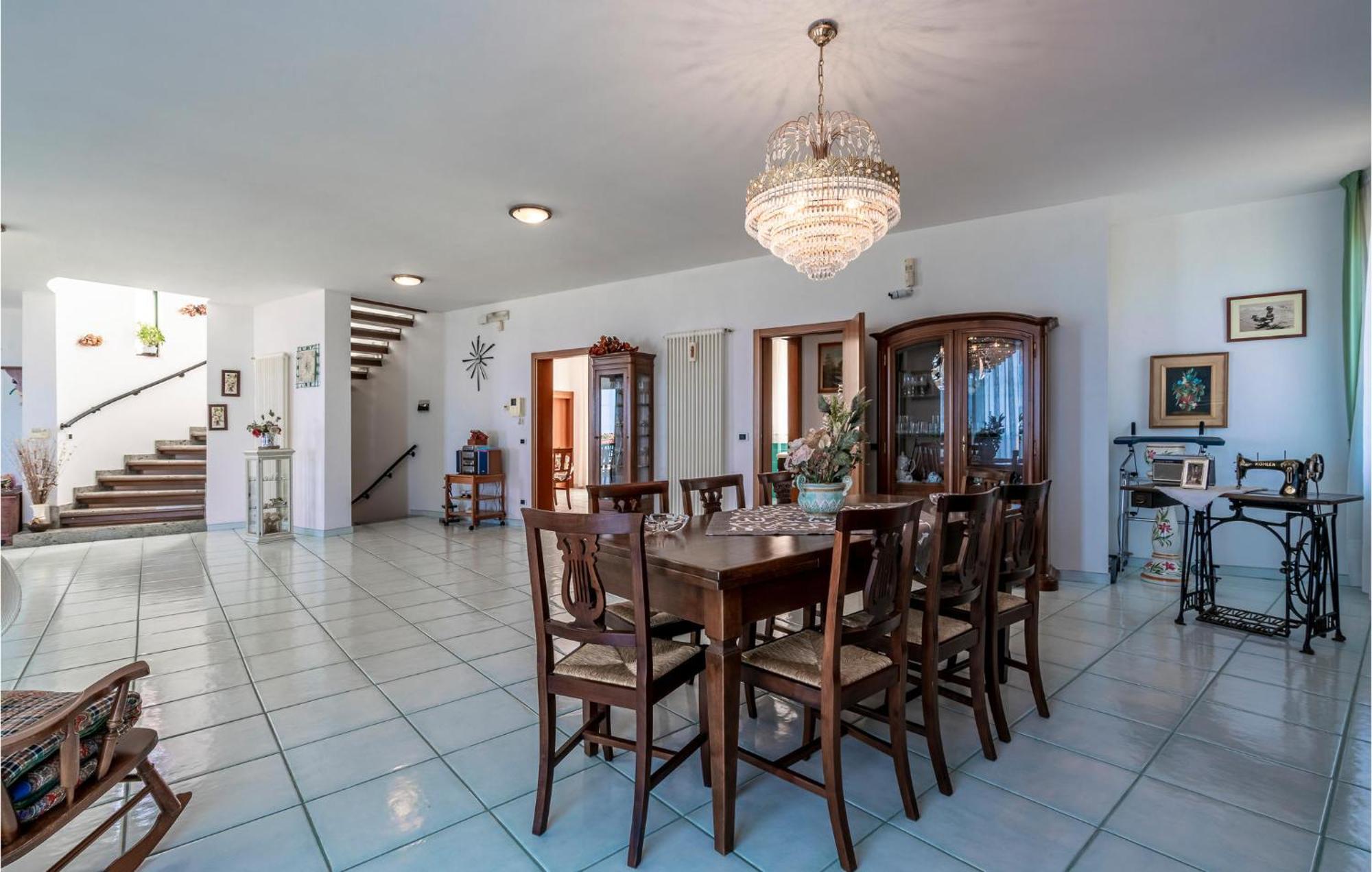 Nice Home In Belsito With Wifi Montepagano Екстериор снимка